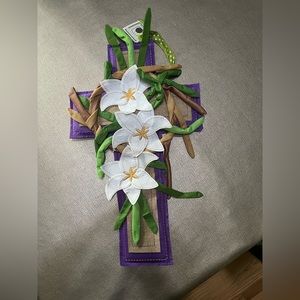 EVERGREEN DECOR ✧ CROSS WITH EASTER LILLIE'S ✧ DOOR HANGER DECORATIONS ✧ NEW